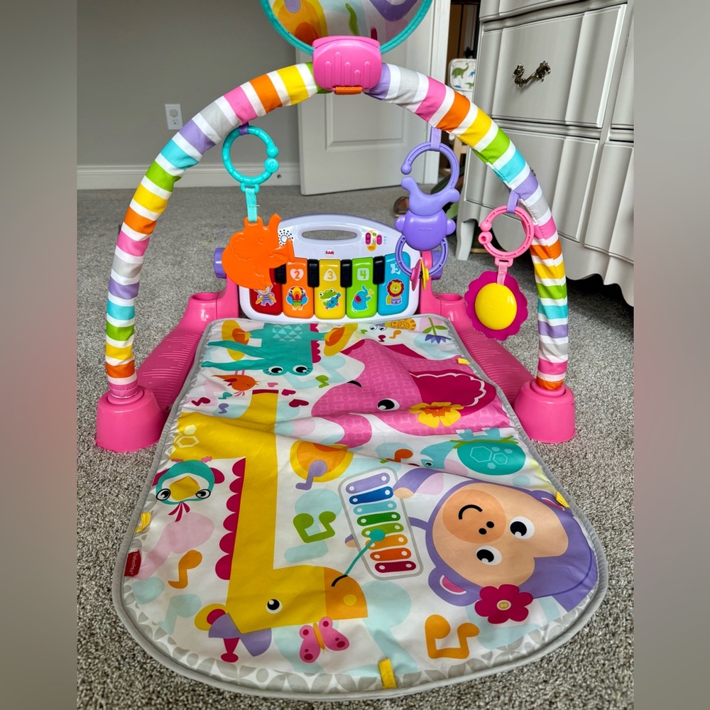 Fisher Price kick & play Piano Play Mat